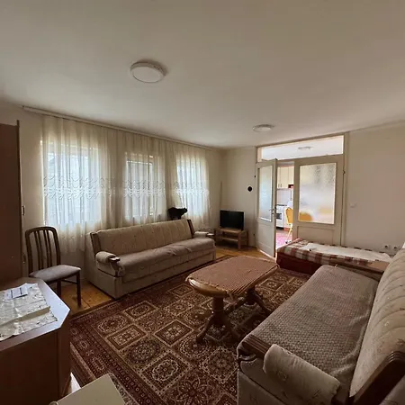 Cultural Crossroad Apartment